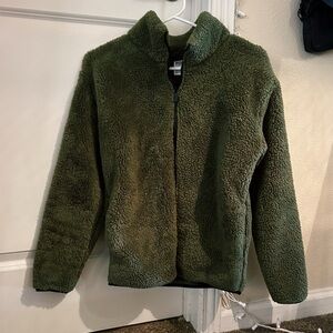 green sherpa jacket 🍃